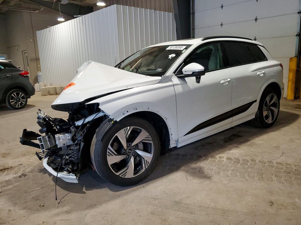 2025 Audi Q6 VIN WA124BGF1SA012958 — COPART salvage auction photo