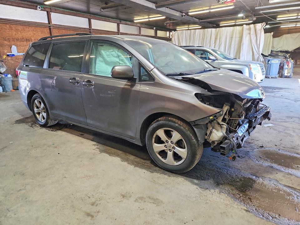 2016 Toyota Sienna VIN 5TDKK3DC7GS727538 COPART salvage auction — FRONT END, Pa - Certificate Of Salvage, sold $2,350 on 2026-07-16 (photo 4)