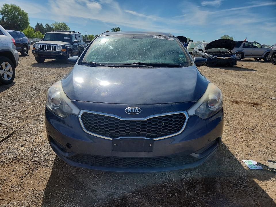 2016 Kia VIN KNAFK4A67G5610583 COPART salvage auction — REAR END, Il - Salvage Certificate, sold $950 on 2026-07-09 (photo 5)