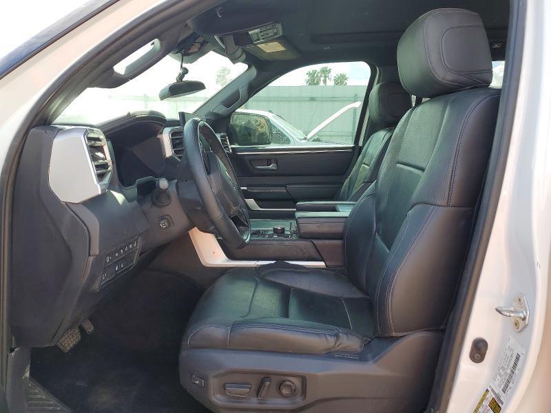 2025 Toyota Tundra VIN 5TFNC5DBXSX093206 COPART salvage auction — MINOR DENT/SCRATCHES, Tx - Salvage Vehicle Title, sold $27,000 on 2026-07-08 (photo 7)