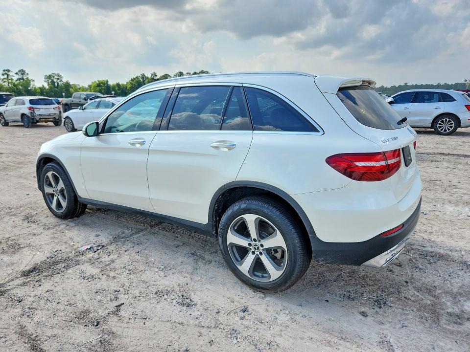 2017 Mercedes-benz Glc VIN WDC0G4JBXHF253428 COPART salvage auction — FRONT END, Tx - Salvage Vehicle Title, sold $6,700 on 2026-07-31 (photo 2)