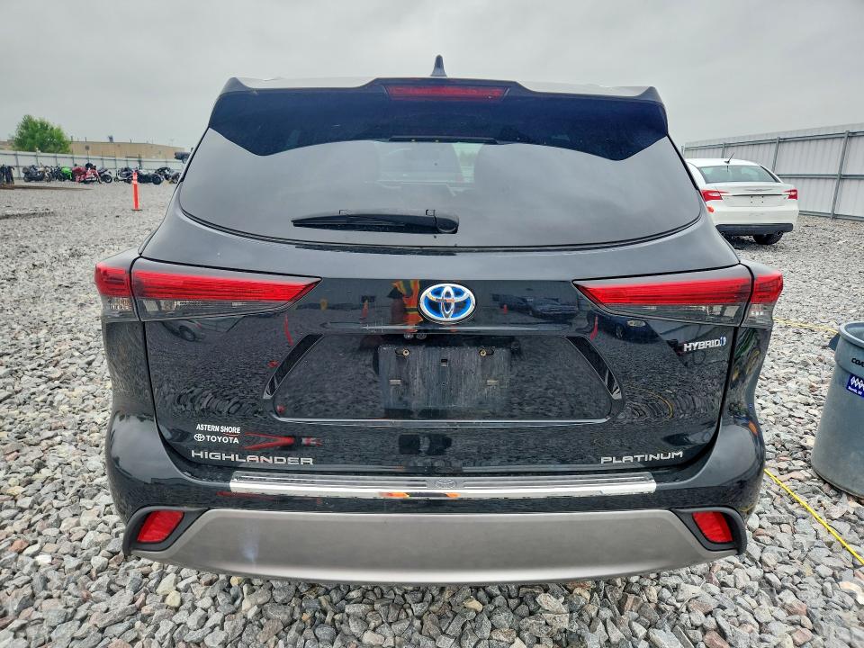 2021 Toyota Highlander VIN 5TDFARAH0MS010501 COPART salvage auction — FRONT END, WI - CERT OF TITLE-SALVAGE VEHICLE, sold $17,300 on 2026-07-20 (photo 6)