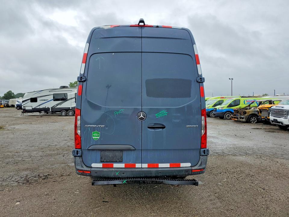 2019 Mercedes-benz VIN WD4PF1CD9KP131722 COPART salvage auction — REAR END, Oh - Certificate Of Title, sold $7,800 on 2026-07-29 (photo 6)
