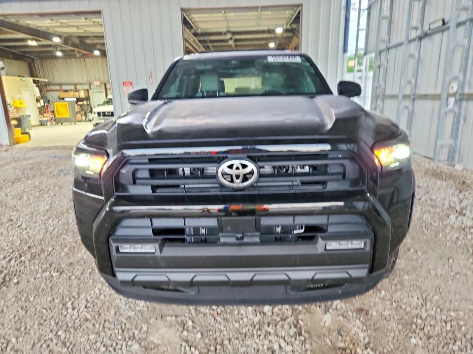 2026 Toyota 4runner VIN JTEVA5BR2T5105783 COPART salvage auction — HAIL, Mo - Salvage Certificate Of Title, sold $32,000 on 2026-07-06 (photo 5)