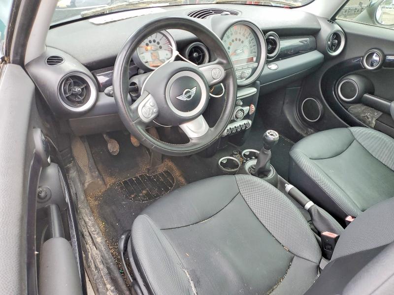 2008 Mini Cooper VIN WMWMF33578TU65844 COPART salvage auction — SIDE, ON - PERMIT SALVAGE, sold $600 on 2026-08-13 (photo 8)