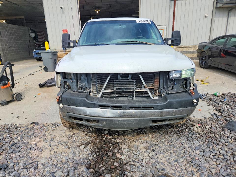 2001 Chevrolet Silverado VIN 1GCHK29U61E235912 COPART salvage auction — FRONT END, Mo - Salvage Certificate Of Title, sold $300 on 2026-07-28 (photo 5)