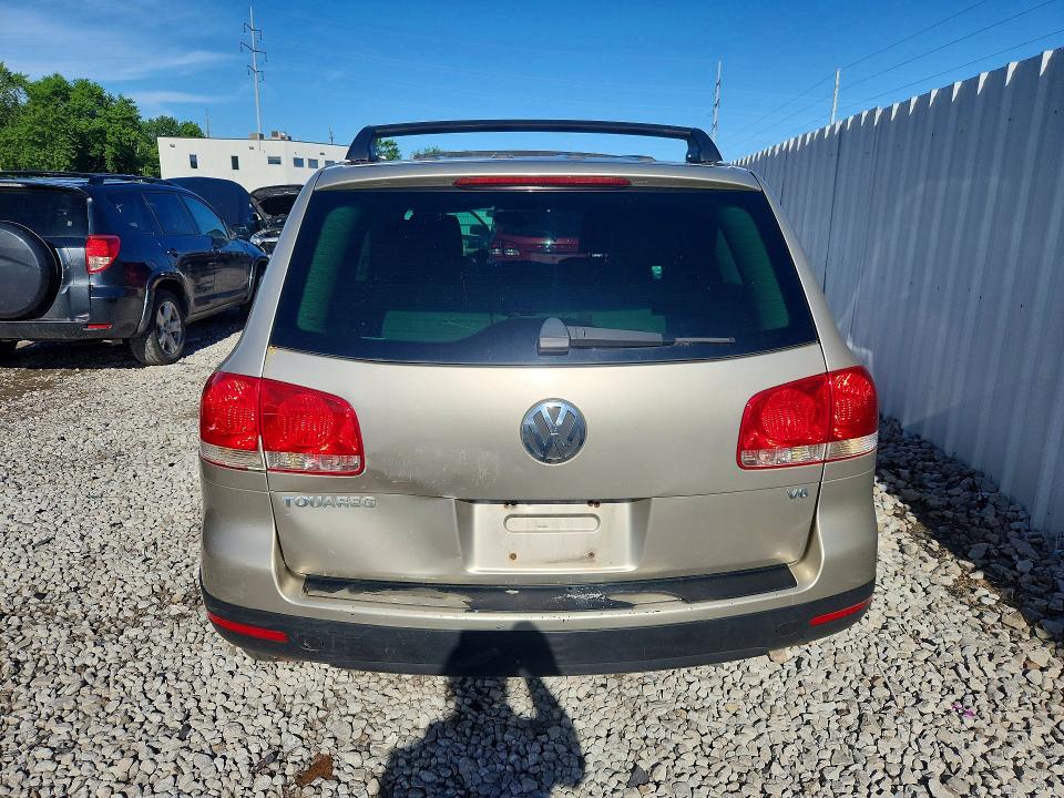 2004 Volkswagen Touareg VIN WVGBC67L24D011997 COPART salvage auction — REAR END, OH - CERT OF TITLE-SALVAGE, sold $300 on 2026-07-31 (photo 6)