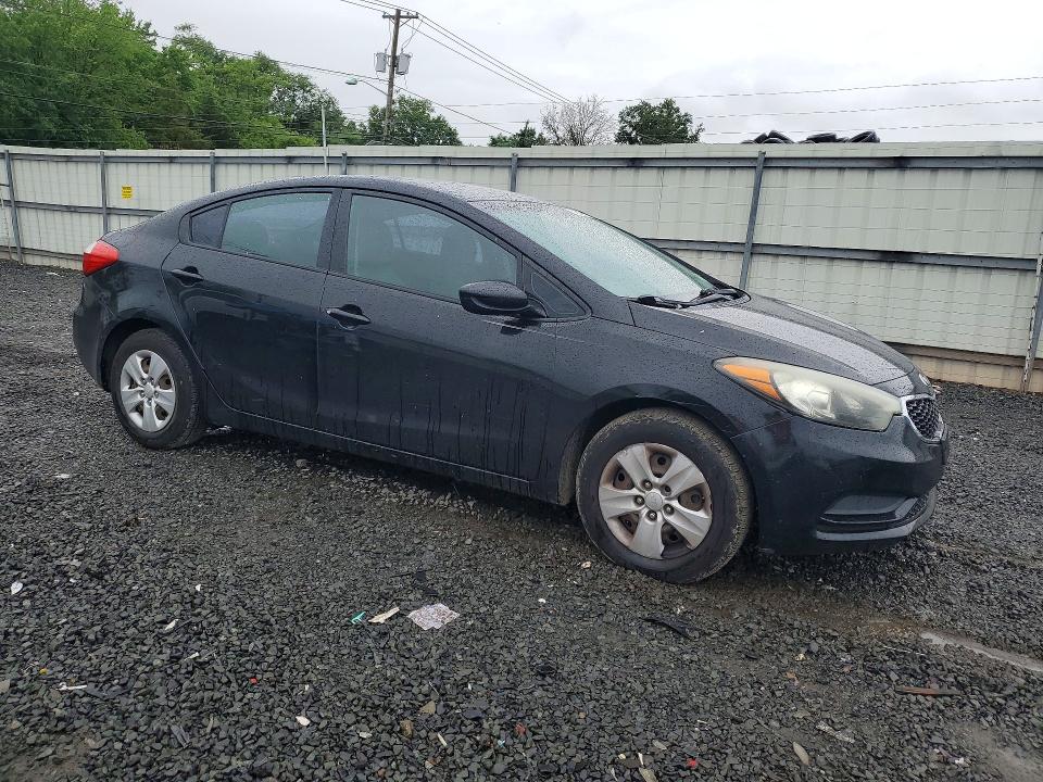 2014 Kia Forte VIN KNAFK4A65E5138588 COPART salvage auction — FRONT END, NJ - CERT OF TITLE-SALVAGE (P), sold $375 on 2026-07-02 (photo 4)
