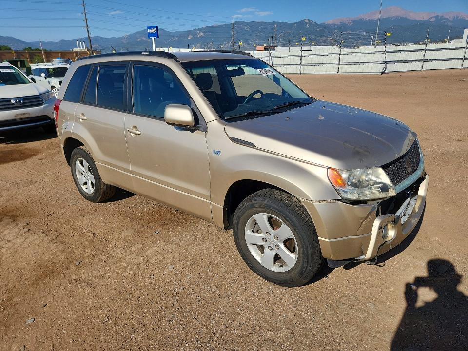 2006 Suzuki Grand vitara VIN JS3TD944064102324 COPART salvage auction — FRONT END, Co - Dis/Dlr/Exp Only Clean Title, sold $325 on 2026-07-11 (photo 4)