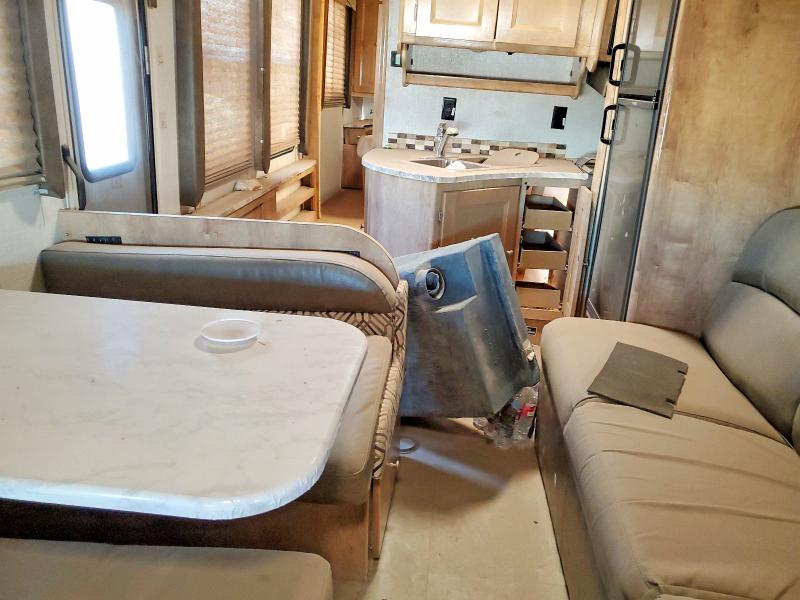 2019 Coachman VIN 1FDXE4FSXKDC02836 COPART salvage auction — SIDE, Az - Cert Of Title - Salvage (P), sold $550 on 2026-07-23 (photo 6)