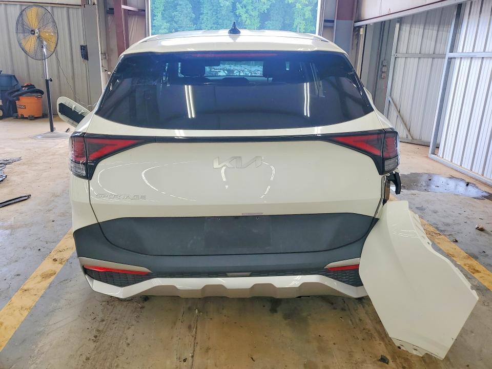2024 Kia Sportage VIN KNDPU3DF0R7279005 COPART salvage auction — ROLLOVER, Fl - Dlr Only Cert Of Destruction, sold $5,100 on 2026-07-29 (photo 6)