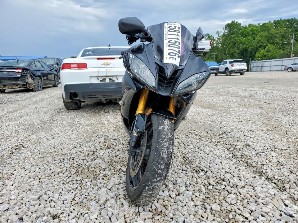 2009 Yamaha Yzfr6 VIN JYARJ16E99A010834 COPART salvage auction — VANDALISM, MO - SALVAGE CERTIFICATE OF TITLE, sold $2,300 on 2026-08-03 (photo 2)