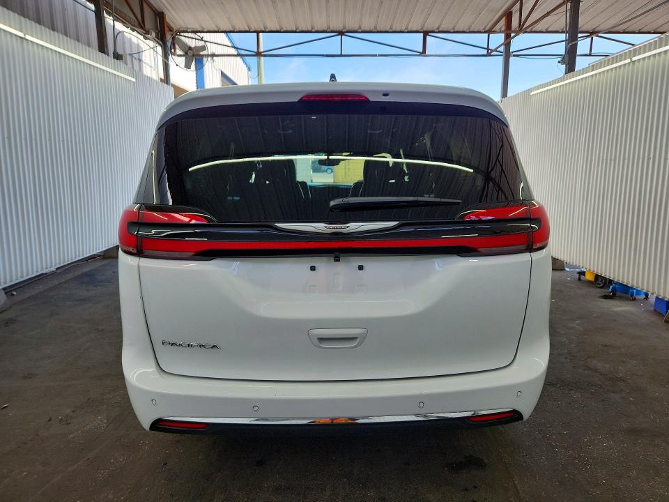 2026 Chrysler Pacifica VIN 2C4RC1BGXTR280941 COPART salvage auction — FRONT END, FL - CERTIFICATE OF DESTRUCTION, sold $7,600 on 2026-08-19 (photo 6)