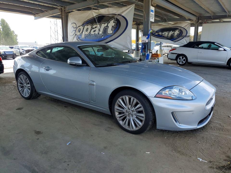 2011 Jaguar Xk series VIN SAJWA4FB1BLB39034 COPART salvage auction — MINOR DENT/SCRATCHES, CA - DIS/DLR/EXP ONLY CLEAN TITLE, sold $3,200 on 2026-07-16 (photo 4)