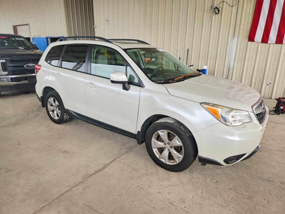 2014 Subaru Forester VIN JF2SJAEC5EH547905 COPART salvage auction — SIDE, Fl - Cert Of Title Slvg Rebuildable, sold $1,300 on 2026-07-27 (photo 4)