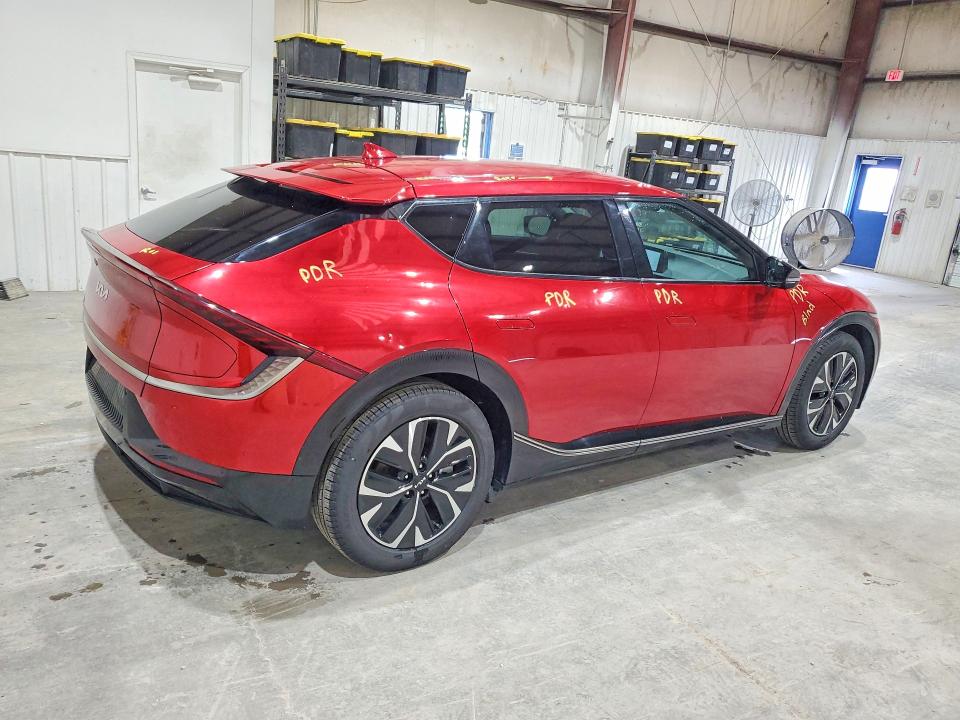 2023 Kia Ev6 VIN KNDC34LA4P5610836 COPART salvage auction — HAIL, Ok - Cert Of Title-Salvage, sold $10,700 on 2026-07-13 (photo 3)
