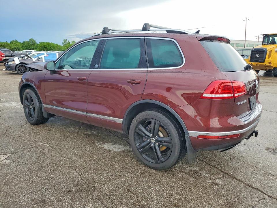 2017 Volkswagen Touareg VIN WVGRF7BP9HD000748 COPART salvage auction — FRONT END, Il - Salvage Certificate, sold $2,300 on 2026-08-05 (photo 2)