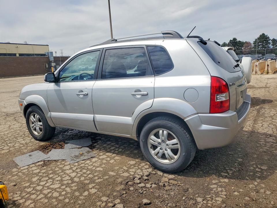 2007 Hyundai Tucson VIN KM8JN72D47U529061 COPART salvage auction — MECHANICAL, Il - Certificate Of Title, sold $450 on 2026-07-13 (photo 2)