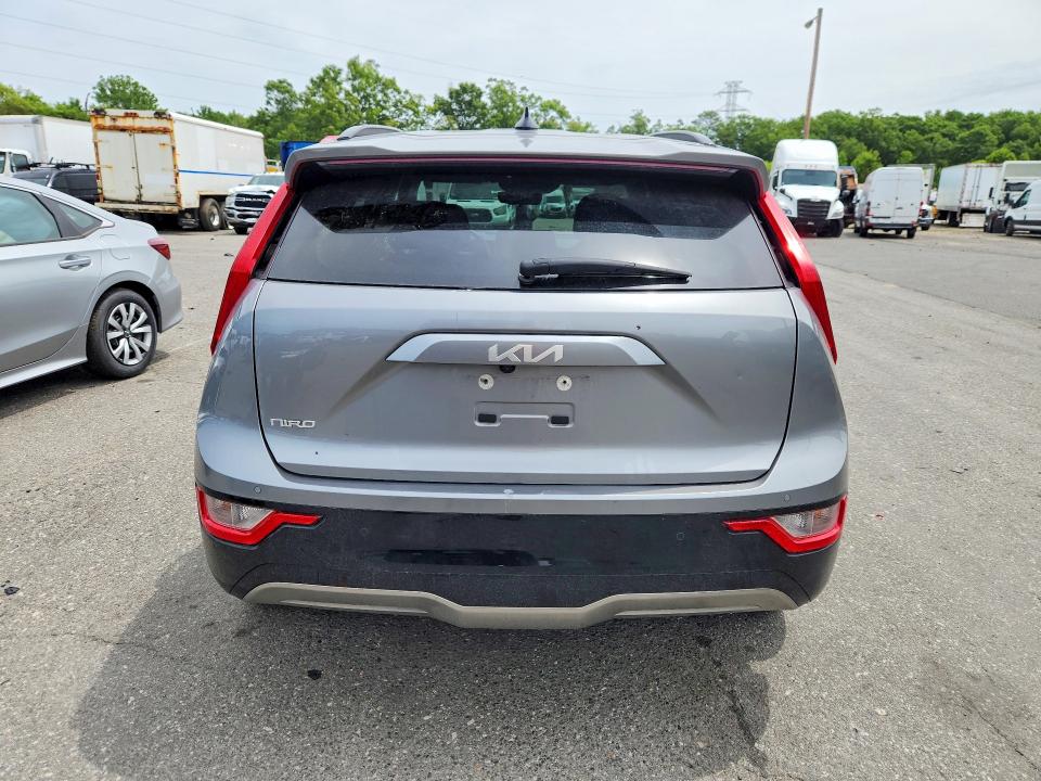 2023 Kia Niro VIN KNDCR3L1XP5049034 COPART salvage auction — FRONT END, Fl - Certificate Of Destruction, sold $250 on 2026-07-27 (photo 6)