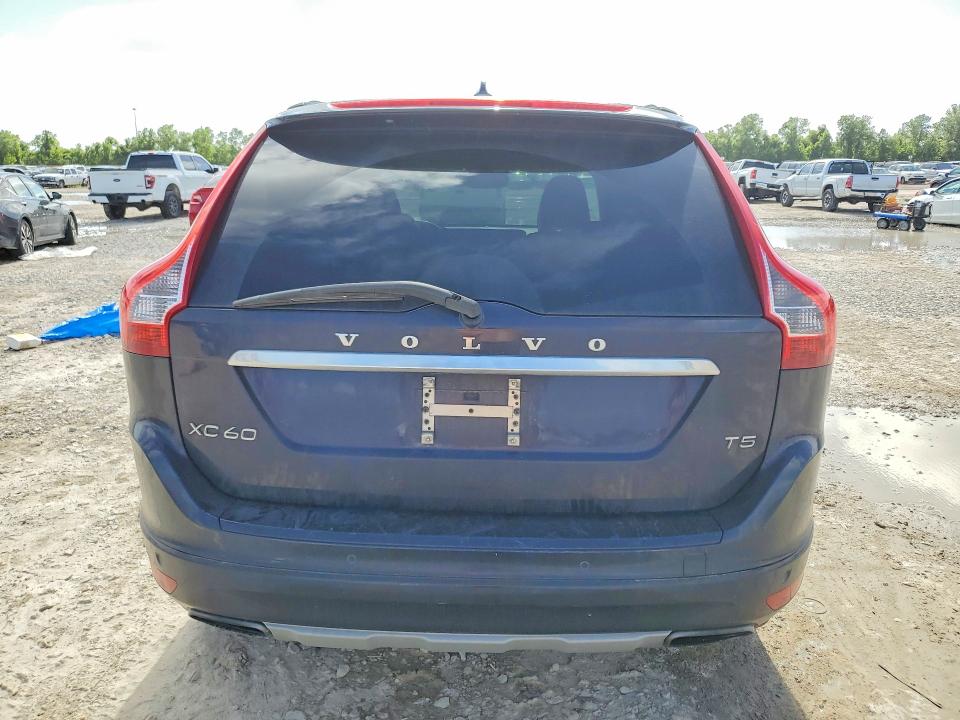 2016 Volvo VIN YV440MDK9G2867042 COPART salvage auction — FRONT END, Tx - Salvage Vehicle Title, sold $1,600 on 2026-08-04 (photo 6)