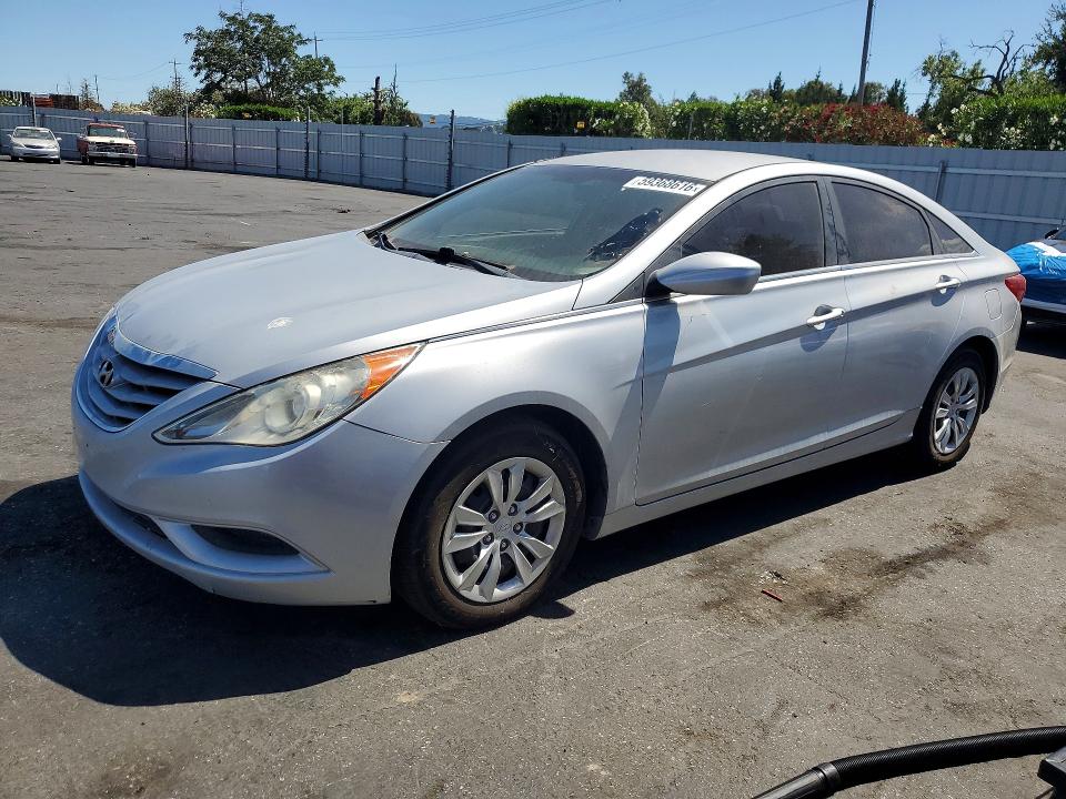 2011 Hyundai Sonata VIN 5NPEB4AC0BH266205 — COPART salvage auction photo