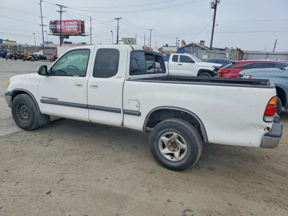2002 Toyota Tundra VIN 5TBRT341X2S280490 COPART salvage auction — MINOR DENT/SCRATCHES, Ca - Dis/Dlr/Exp Only Clean Title, sold $1,400 on 2026-07-06 (photo 2)