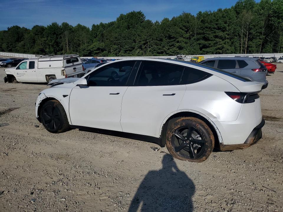 2026 Tesla Model y VIN 7SAYGDEE7TA447327 COPART salvage auction — VANDALISM, GA - CERT OF TITLE-SALVAGE (P), sold $13,900 on 2026-07-15 (photo 2)