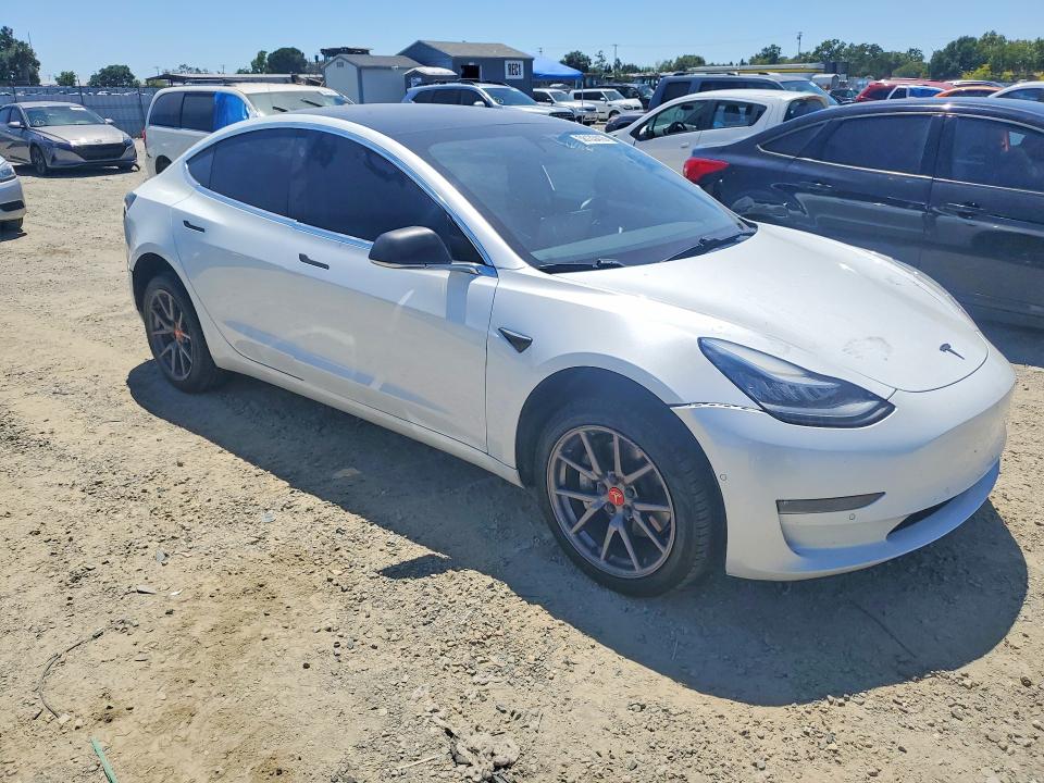 2020 Tesla VIN 5YJ3E1EC0LF602006 COPART salvage auction — FRONT END, Salvage Title, sold $15 on 2026-07-28 (photo 4)