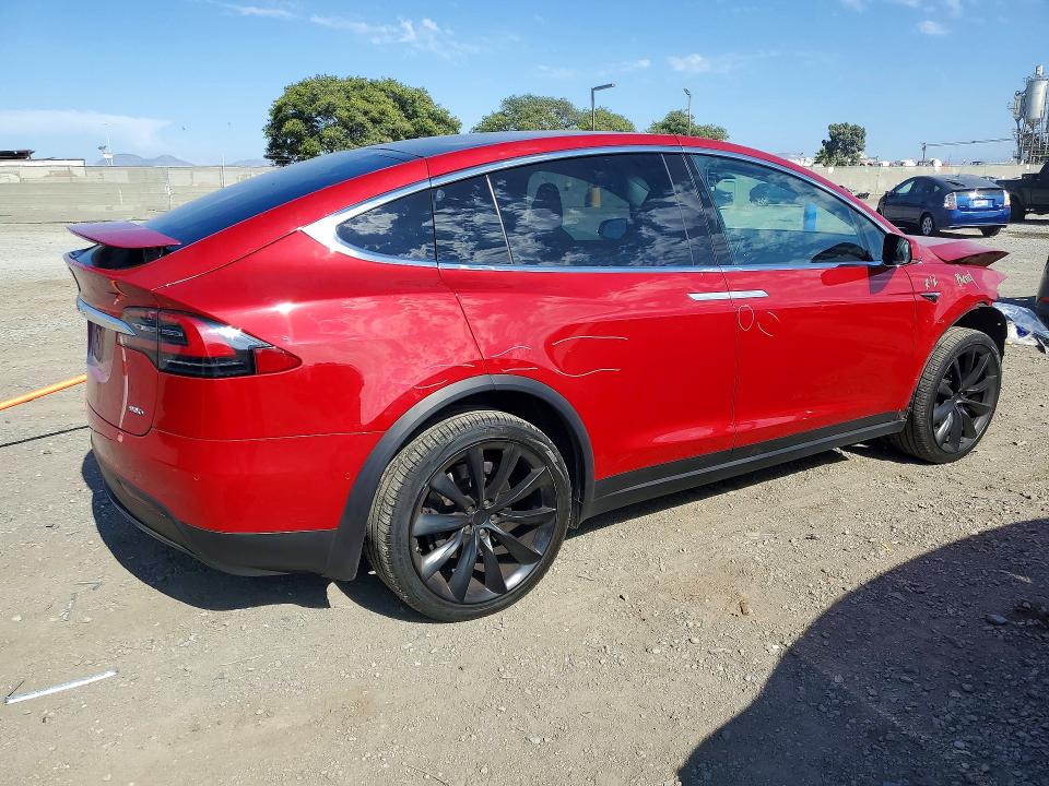 2017 Tesla Model x VIN 5YJXCAE20HF041280 COPART salvage auction — FRONT END, CA - SALVAGE CERTIFICATE, sold $4,900 on 2026-07-24 (photo 3)