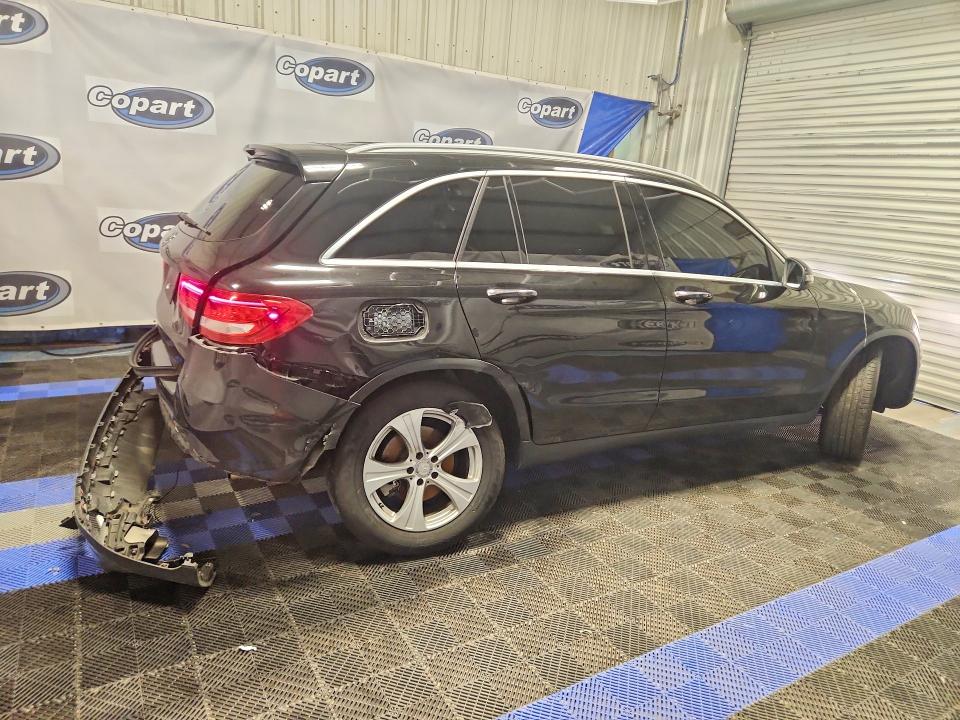 2016 Mercedes-benz Glc VIN WDC0G4JB6GF016904 COPART salvage auction — REAR END, Ga - Cert Of Title-Salvage, sold $1,800 on 2026-07-28 (photo 3)