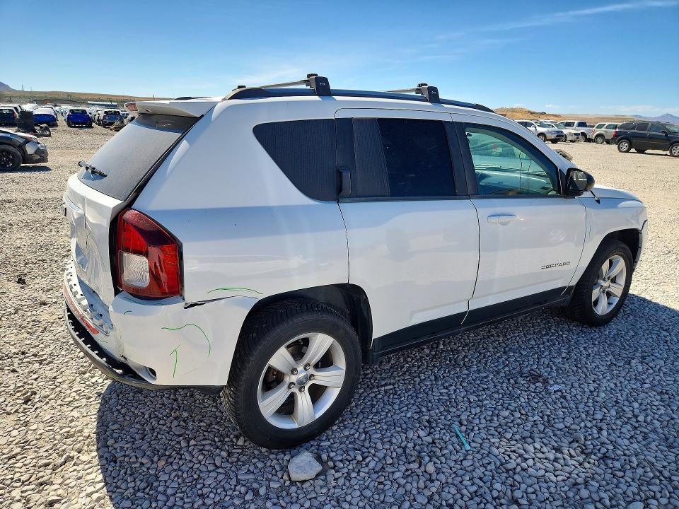 2014 Jeep Compass VIN 1C4NJDBB4ED567532 COPART salvage auction — REAR END, Ut - Salvage Certificate, sold $500 on 2026-07-31 (photo 3)