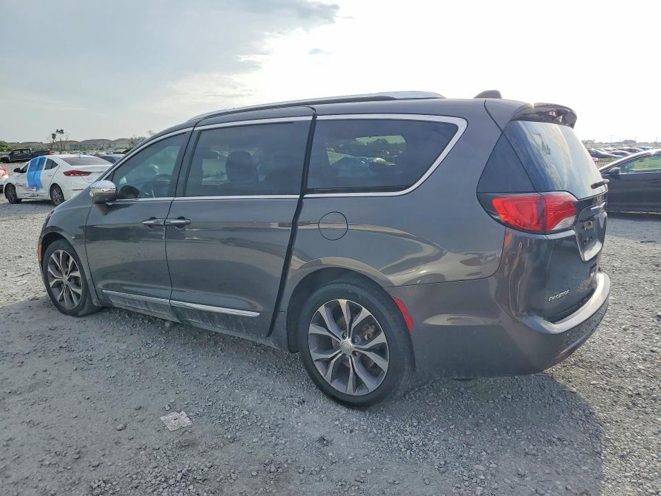 2018 Chrysler Pacifica VIN 2C4RC1GG6JR106791 COPART salvage auction — MINOR DENT/SCRATCHES, Fl - Certificate Of Title (P), sold $3,750 on 2026-07-24 (photo 2)
