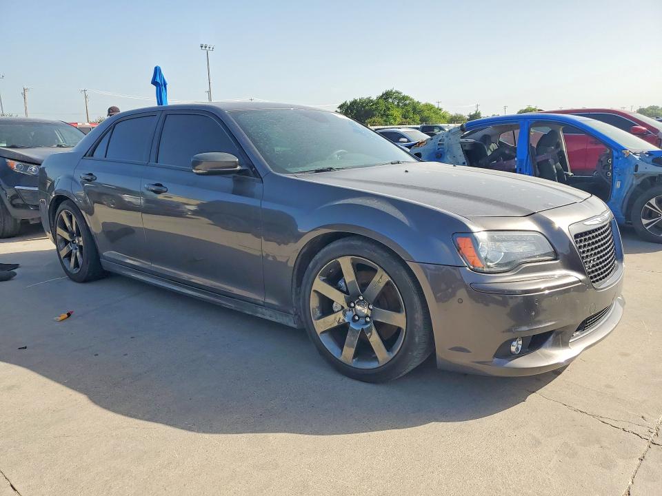 2014 Chrysler 300 VIN 2C3CCAFJ2EH331339 COPART salvage auction — VANDALISM, Tx - Salvage Vehicle Title, sold $16,200 on 2026-08-19 (photo 4)