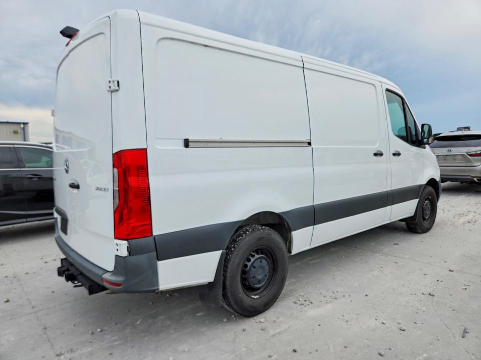 2023 Mercedes-benz Sprinter VIN W1Y40BHY6PT156264 COPART salvage auction — ROOF, Tx - Salvage Vehicle Title, sold $7,400 on 2026-07-29 (photo 3)