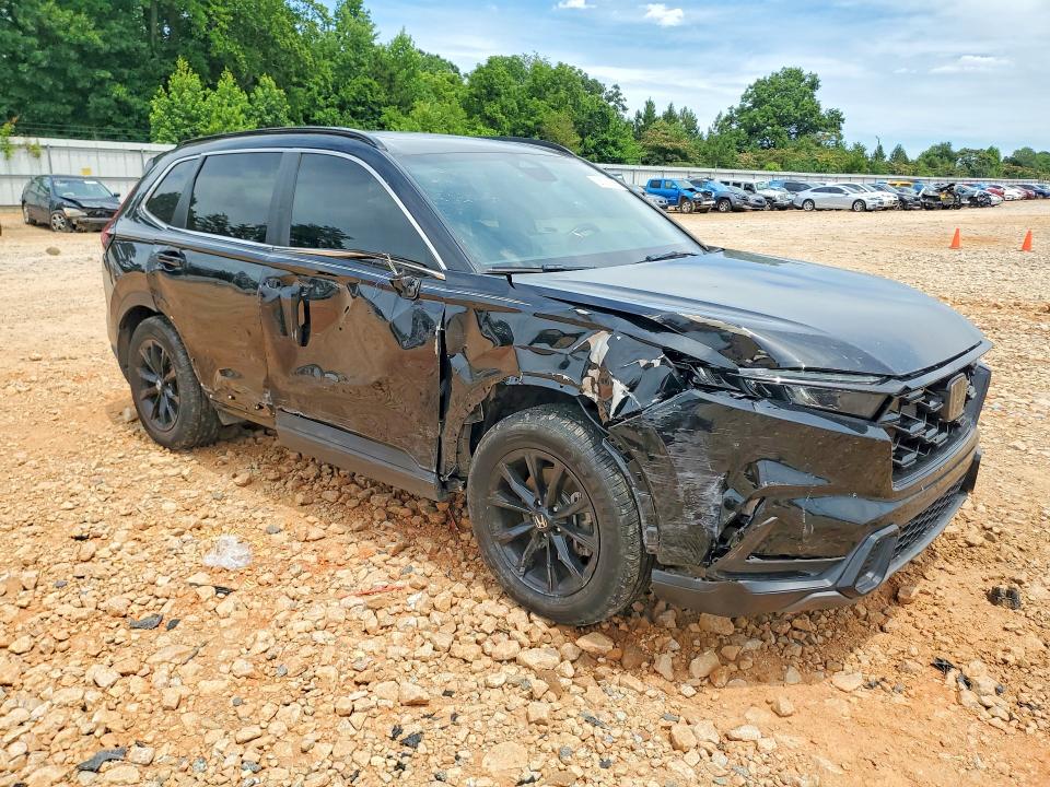 2023 Honda Cr-v VIN 2HKRS5H50PH713895 COPART salvage auction — SIDE, Fl - Cert Of Title Slvg Rebuildable, sold $6,900 on 2026-07-20 (photo 4)