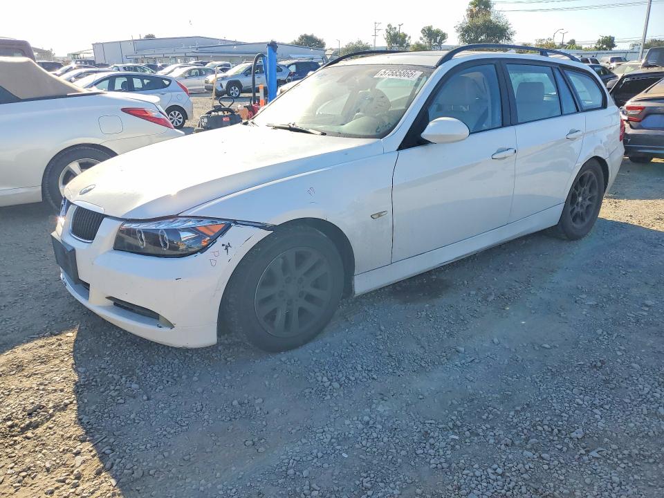 2007 BMW 3 series VIN WBAVS13557FX15132 COPART salvage auction — FRONT END, Ca - Salvage Certificate, sold $425 on 2026-07-24 (photo 1)