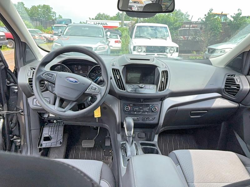2018 Ford Escape VIN 1FMCU9GD9JUD12743 COPART salvage auction — NORMAL WEAR, Nj - Certificate Of Title (P), sold $2,950 on 2026-07-19 (photo 9)