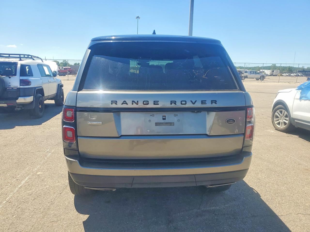 2018 Land Rover Range Rover VIN SALGS2RE5JA388074 COPART salvage auction — Mechanical, IN - CERTIFICATE OF TITLE (P), sold $14,400 on 2026-07-06 (photo 6)