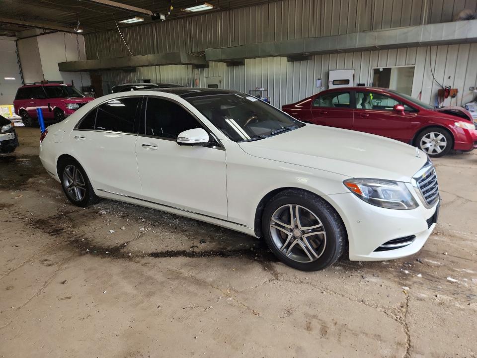 2016 Mercedes-benz VIN WDDUG8FB4GA265888 COPART salvage auction — MINOR DENT/SCRATCHES, Salvage Title, sold $500 on 2026-07-27 (photo 4)