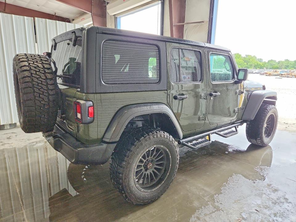 2022 Jeep Wrangler unlimited VIN 1C4HJXDG7NW165533 COPART salvage auction — NORMAL WEAR, IL - CERTIFICATE OF TITLE, sold $23,000 on 2026-07-16 (photo 3)