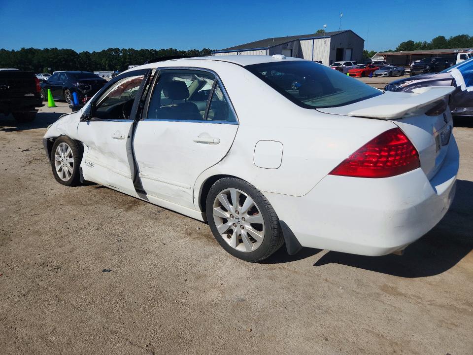 2007 Honda Accord VIN 1HGCM66527A027844 COPART salvage auction — SIDE, Ms - Cert Of Title-Salvaged, sold $325 on 2026-07-31 (photo 2)