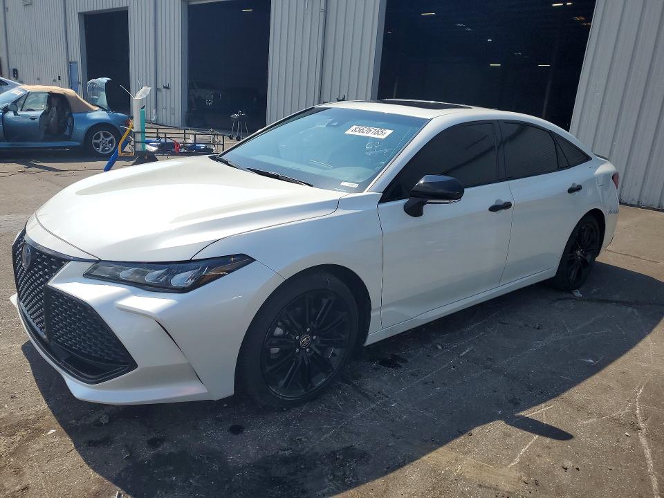 2022 Toyota Avalon VIN 4T1EA1ABXNU011186 — COPART salvage auction photo