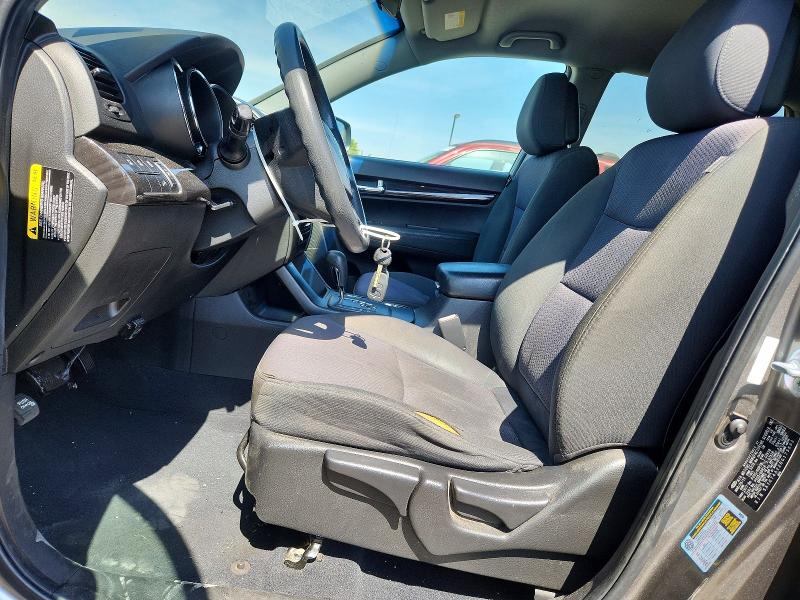 2011 Kia Sorento VIN 5XYKT4A22BG175662 COPART salvage auction — MINOR DENT/SCRATCHES, Ca - Dis/Dlr/Exp Only Clean Title, sold $1,200 on 2026-07-09 (photo 7)