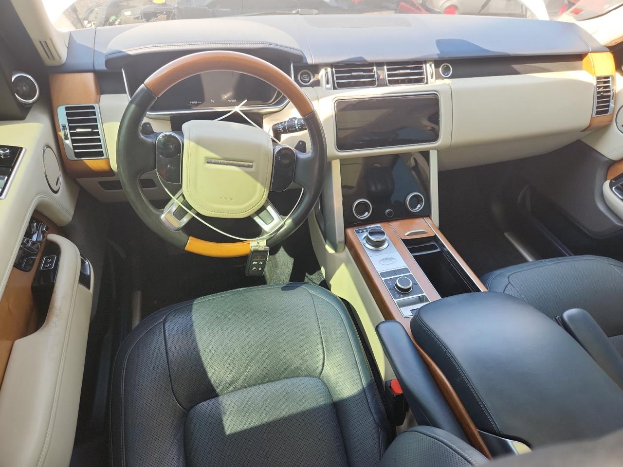 2020 Land Rover Range Rover VIN SALGS2RU2LA405830 COPART salvage auction — Minor Dent/Scratches, NC - CERTIFICATE OF TITLE (P), sold $16,700 on 2026-06-30 (photo 8)