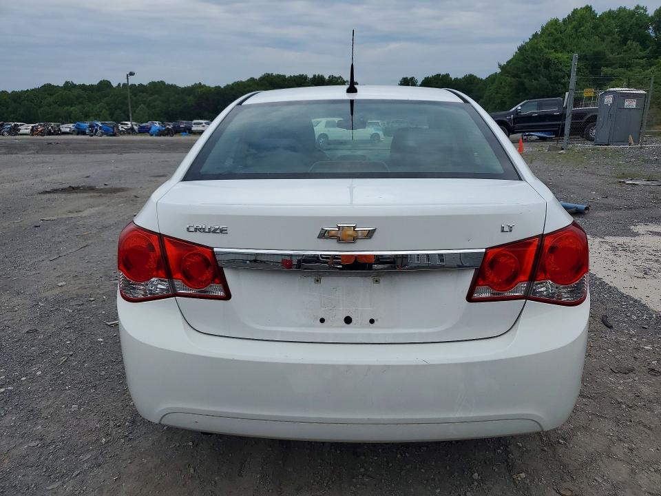 2014 Chevrolet Cruze VIN 1G1PC5SB1E7312448 COPART salvage auction — MINOR DENT/SCRATCHES, Mt - Certificate Of Title, sold $550 on 2026-07-04 (photo 6)