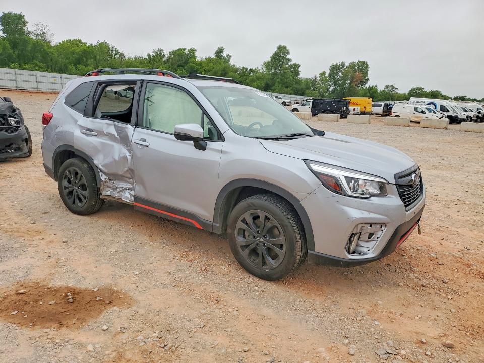 2020 Subaru Forester VIN JF2SKALC4LH549660 COPART salvage auction — ALL OVER, Ok - Cert Of Title-Salvage, sold $3,100 on 2026-07-28 (photo 4)
