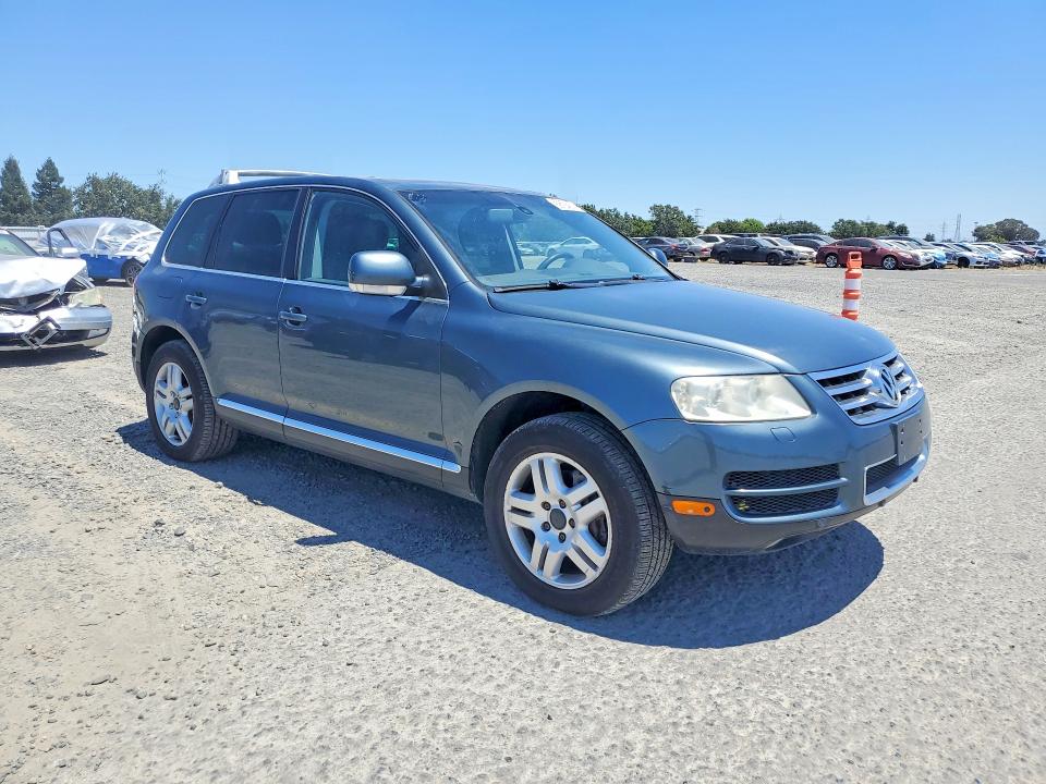 2005 Volkswagen Touareg VIN WVGMM77L55D009108 COPART salvage auction — FRONT END, Wa - Dis/Dlr/Exp Only Clean Title, sold $475 on 2026-07-07 (photo 4)