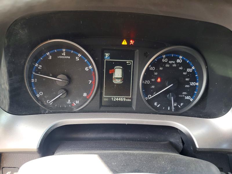 2018 Toyota Rav 4 VIN JTMZFREV3JJ729121 COPART salvage auction — REAR END, Az - Cert Of Title - Salvage, sold $4,100 on 2026-07-06 (photo 9)