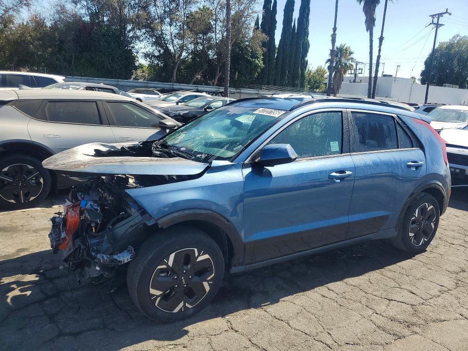 2024 Kia Niro VIN KNDCR3L12R5121430 COPART salvage auction — Burn Engine, CA - NON-REPAIRABLE VEHICLE CERT, sold $2,400 on 2026-07-14 (photo 1)