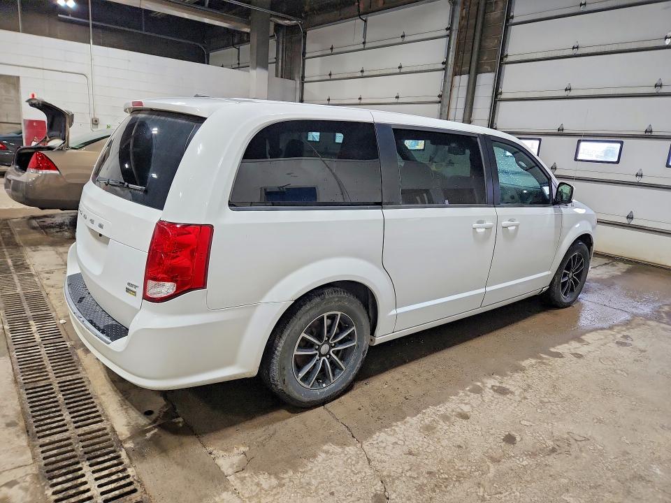 2018 Dodge VIN 2C4RDGEG9JR219489 COPART salvage auction — HAIL, Mn - Cert Of Title-Prior Salvage, sold $2,800 on 2026-07-02 (photo 3)